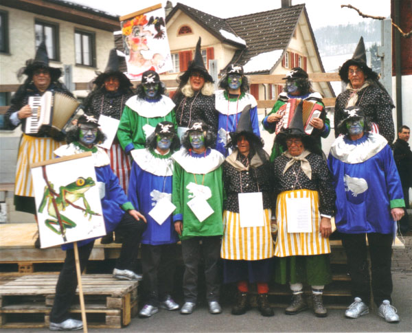 Frösche und Hexen am Start